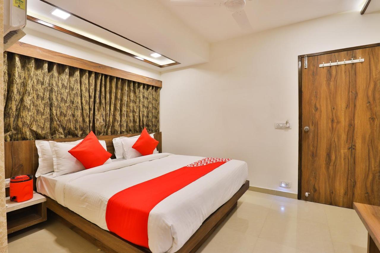 Oyo 24950 Hotel Shree Balaji Residency Ahmedabad Exteriör bild