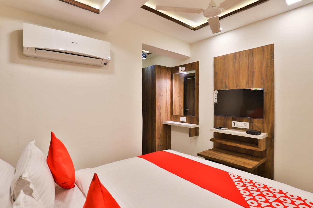 Oyo 24950 Hotel Shree Balaji Residency Ahmedabad Exteriör bild