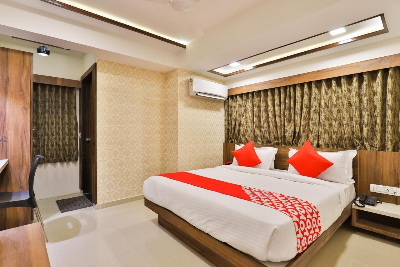 Oyo 24950 Hotel Shree Balaji Residency Ahmedabad Exteriör bild